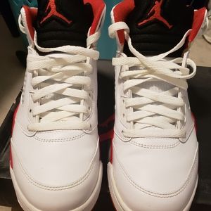 Air Jordan 5 Fire Red